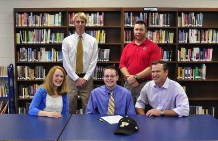 signing-swim-team